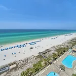 Beautiful Condo With Spacious Balcony To Enjoy Fascinating Ocean View - Unit 1002