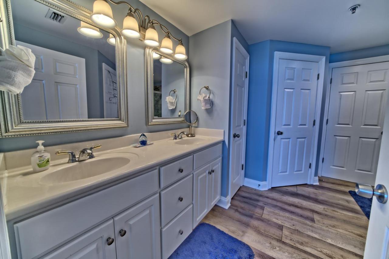 Beautiful With Spacious Balcony To Enjoy Fascinating Ocean View - Unit 1002