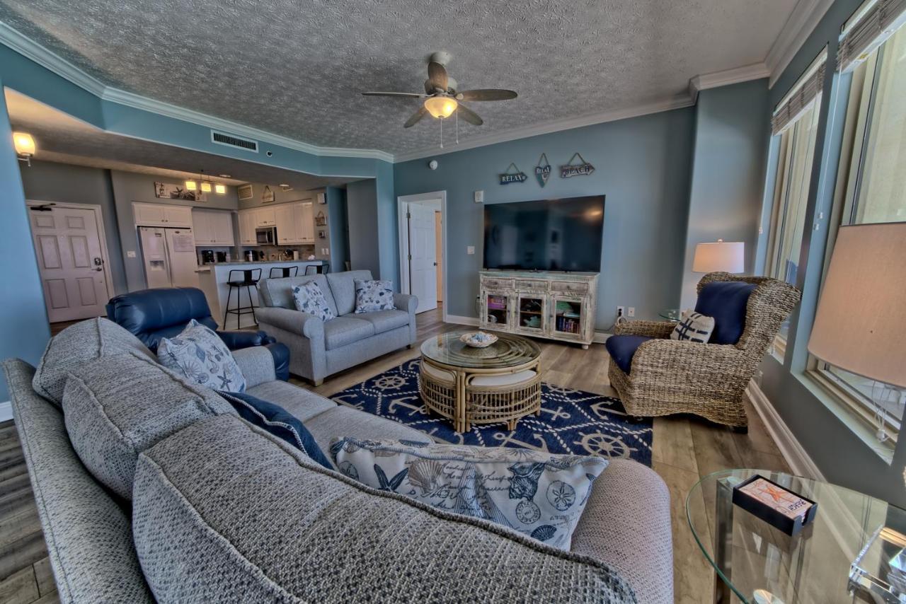 Beautiful With Spacious Balcony To Enjoy Fascinating Ocean View - Unit 1002